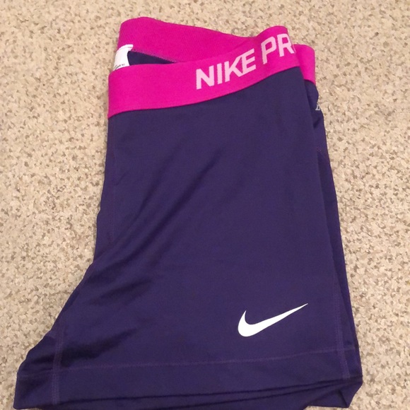 NWOT Nike Dri-fit shorts purple pink large - Picture 2 of 3